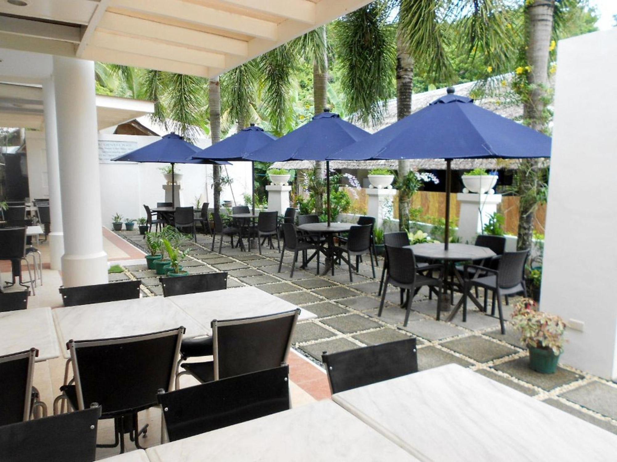 One Crescent Place Hotel Balabag  Exterior photo